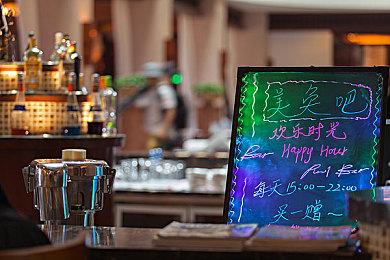 为什么说《夜莺传说》玩的越久，骂的越少？